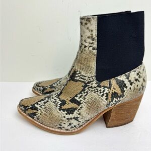 Free People x Jeffrey Campbell Frontier Snakeskin Leather Boots Size 7